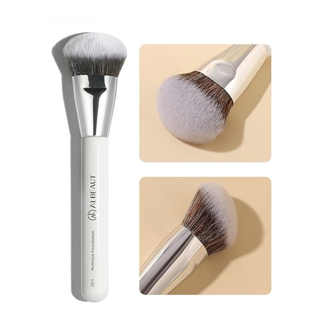 Angled Foundation Brush 201